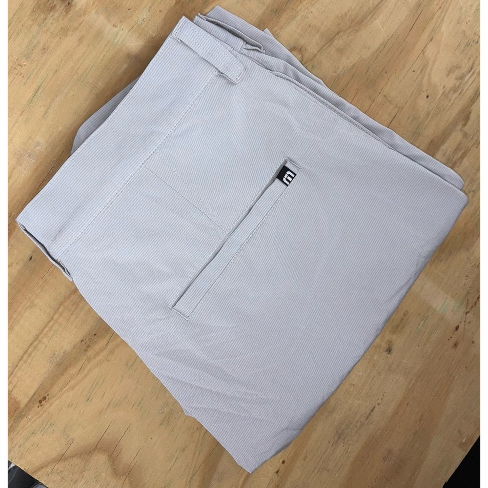 Travis Mathew Chino Golf Shorts 32 Carlsbad Performance Light Gray 1MQ077